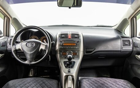 Toyota Auris II, 2008 год, 648 000 рублей, 14 фотография