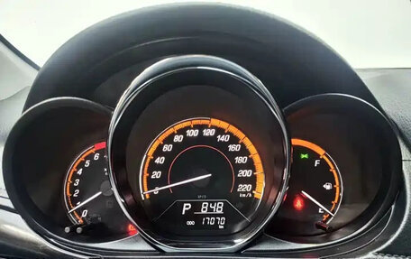 Toyota Yaris XP150 рестайлинг, 2022 год, 1 370 004 рублей, 8 фотография