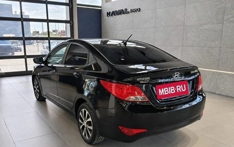Hyundai Solaris II рестайлинг, 2016 год, 1 050 000 рублей, 4 фотография