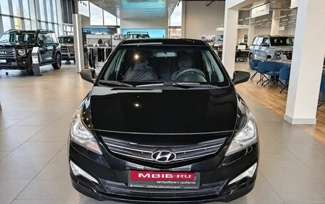 Hyundai Solaris II рестайлинг, 2016 год, 1 050 000 рублей, 2 фотография