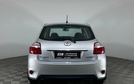 Toyota Auris II, 2011 год, 950 000 рублей, 7 фотография