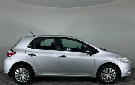 Toyota Auris II, 2011 год, 950 000 рублей, 8 фотография
