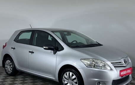 Toyota Auris II, 2011 год, 950 000 рублей, 3 фотография