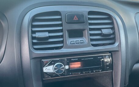 Hyundai Sonata IV рестайлинг, 2005 год, 125 000 рублей, 11 фотография