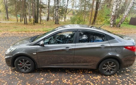 Hyundai Solaris II рестайлинг, 2014 год, 670 000 рублей, 3 фотография