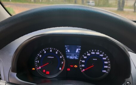 Hyundai Solaris II рестайлинг, 2014 год, 670 000 рублей, 13 фотография