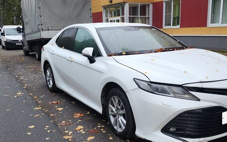 Toyota Camry, 2018 год, 1 350 000 рублей, 1 фотография