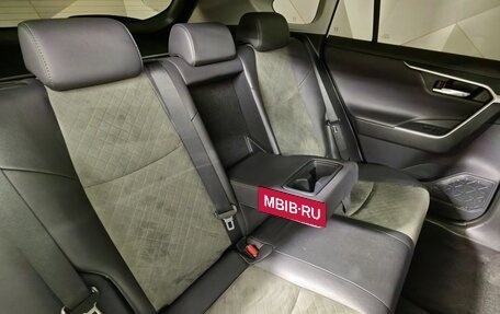 Toyota RAV4, 2024 год, 3 337 000 рублей, 17 фотография