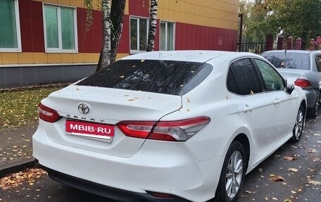 Toyota Camry, 2018 год, 1 350 000 рублей, 3 фотография