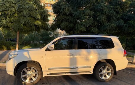 Toyota Land Cruiser 200, 2010 год, 2 950 000 рублей, 4 фотография