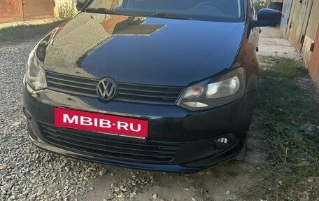 Volkswagen Polo VI (EU Market), 2011 год, 530 000 рублей, 2 фотография