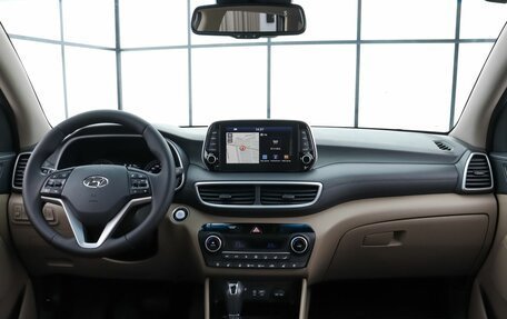 Hyundai Tucson III, 2019 год, 2 490 000 рублей, 8 фотография