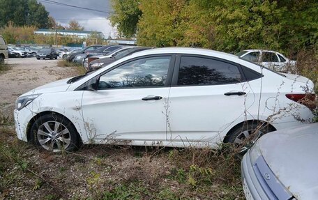 Hyundai Solaris II рестайлинг, 2016 год, 381 100 рублей, 3 фотография