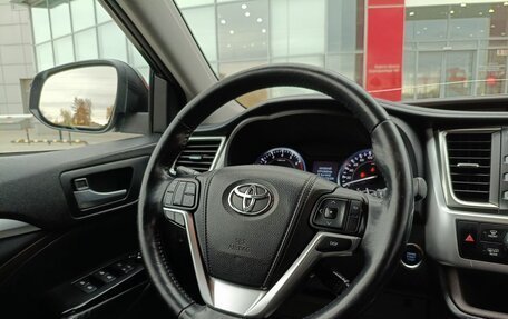 Toyota Highlander III, 2014 год, 2 512 000 рублей, 10 фотография