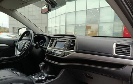 Toyota Highlander III, 2014 год, 2 512 000 рублей, 9 фотография