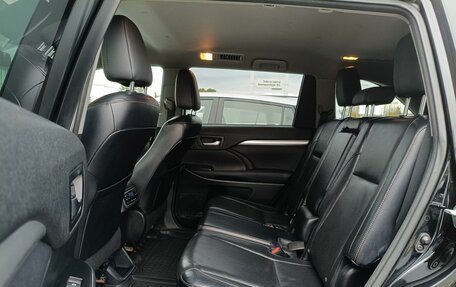 Toyota Highlander III, 2014 год, 2 512 000 рублей, 15 фотография