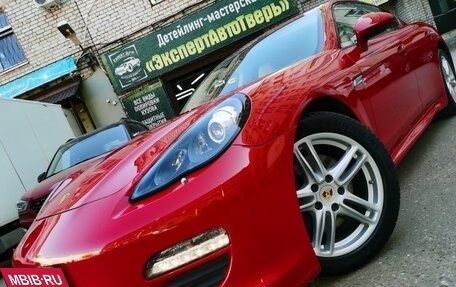 Porsche Panamera II рестайлинг, 2013 год, 2 650 000 рублей, 3 фотография