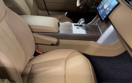 Land Rover Range Rover IV рестайлинг, 2025 год, 22 900 000 рублей, 7 фотография