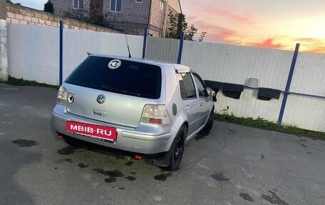 Volkswagen Golf IV, 2002 год, 300 000 рублей, 2 фотография