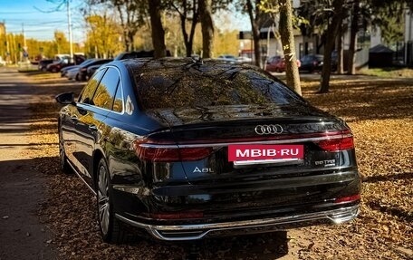 Audi A8, 2018 год, 3 750 000 рублей, 2 фотография
