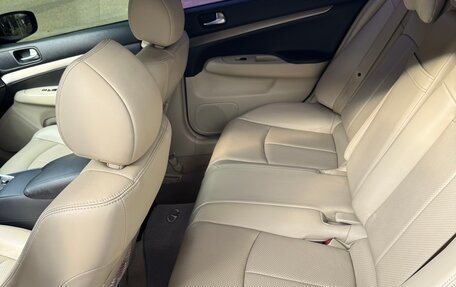 Infiniti G, 2011 год, 1 700 000 рублей, 10 фотография