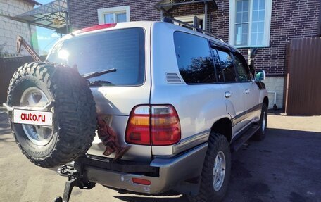 Toyota Land Cruiser 100 рестайлинг 2, 2000 год, 2 200 000 рублей, 4 фотография