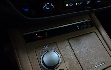 Lexus ES VII, 2016 год, 2 650 000 рублей, 25 фотография