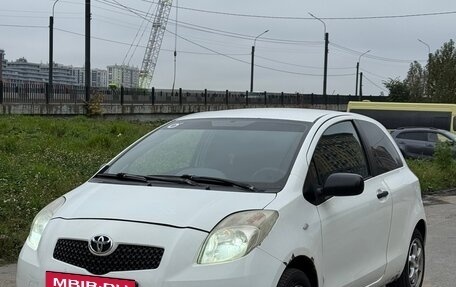 Toyota Yaris III рестайлинг, 2008 год, 299 000 рублей, 3 фотография