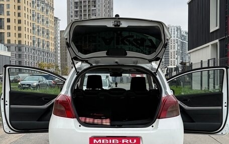 Toyota Yaris III рестайлинг, 2008 год, 299 000 рублей, 7 фотография