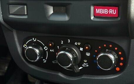 Renault Duster I рестайлинг, 2017 год, 869 000 рублей, 16 фотография