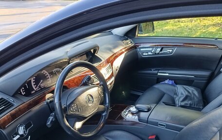 Mercedes-Benz S-Класс, 2010 год, 2 650 000 рублей, 7 фотография