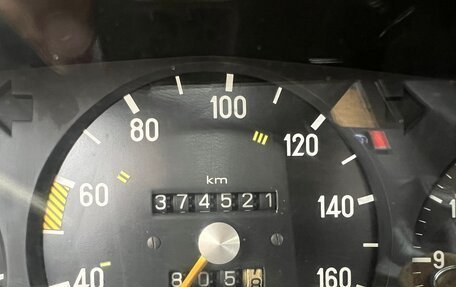 Mercedes-Benz W123, 1981 год, 380 000 рублей, 8 фотография