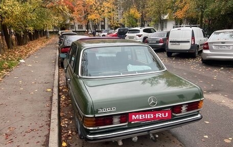 Mercedes-Benz W123, 1981 год, 380 000 рублей, 4 фотография