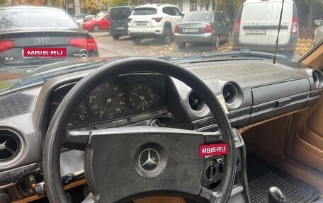 Mercedes-Benz W123, 1981 год, 380 000 рублей, 7 фотография