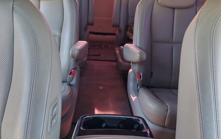 KIA Carnival III, 2018 год, 2 750 000 рублей, 14 фотография