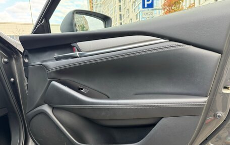 Mazda 6, 2019 год, 1 830 000 рублей, 17 фотография