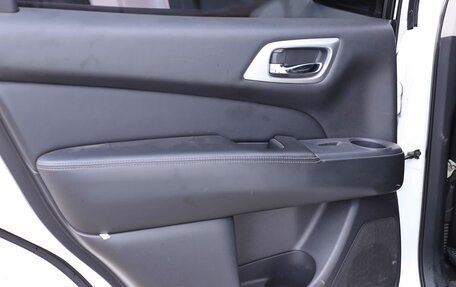 Nissan Pathfinder, 2015 год, 1 716 000 рублей, 16 фотография