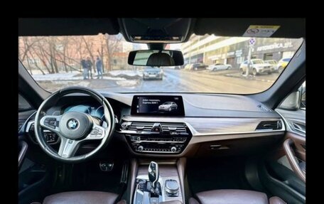 BMW 5 серия, 2019 год, 3 520 000 рублей, 3 фотография