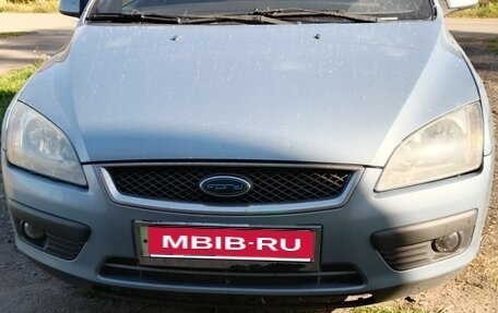 Ford Focus II рестайлинг, 2005 год, 375 000 рублей, 1 фотография