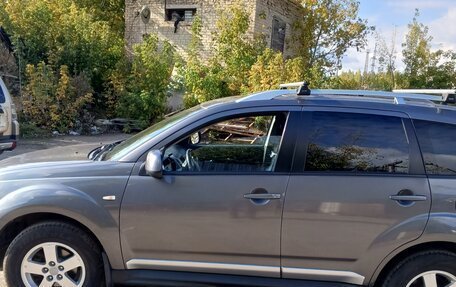 Mitsubishi Outlander III рестайлинг 3, 2008 год, 920 000 рублей, 4 фотография