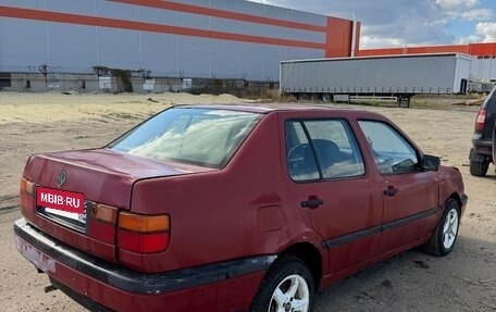 Volkswagen Vento, 1992 год, 65 000 рублей, 4 фотография