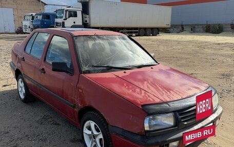 Volkswagen Vento, 1992 год, 65 000 рублей, 3 фотография
