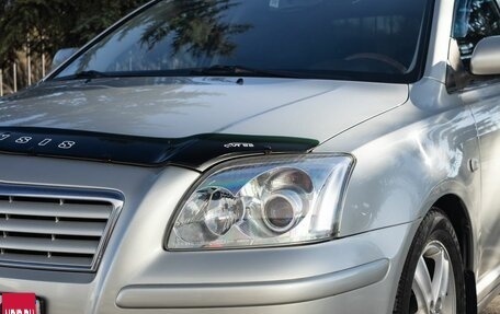 Toyota Avensis III рестайлинг, 2004 год, 700 000 рублей, 10 фотография