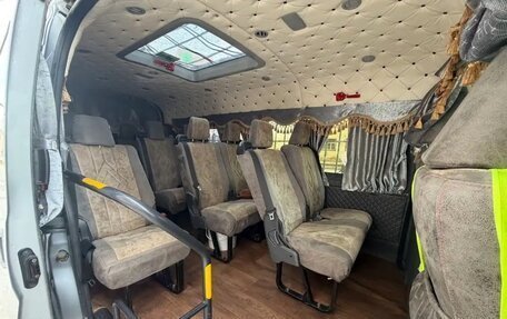 Toyota HiAce H300, 2020 год, 5 000 000 рублей, 3 фотография