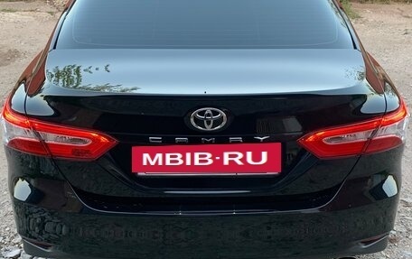 Toyota Camry, 2019 год, 3 480 000 рублей, 6 фотография