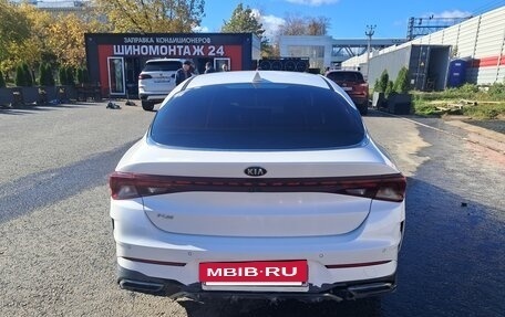 KIA K5, 2021 год, 1 500 000 рублей, 2 фотография