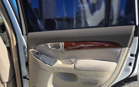 Toyota Land Cruiser Prado 120 рестайлинг, 2002 год, 2 250 000 рублей, 23 фотография