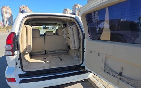 Toyota Land Cruiser Prado 120 рестайлинг, 2002 год, 2 250 000 рублей, 18 фотография