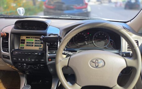 Toyota Land Cruiser Prado 120 рестайлинг, 2002 год, 2 250 000 рублей, 22 фотография