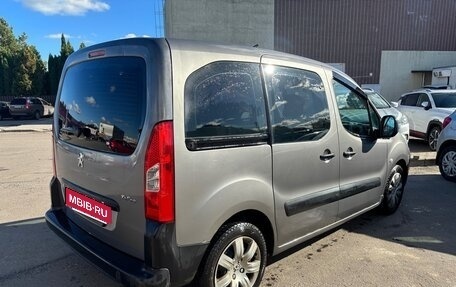 Peugeot Partner II рестайлинг 2, 2011 год, 690 000 рублей, 3 фотография